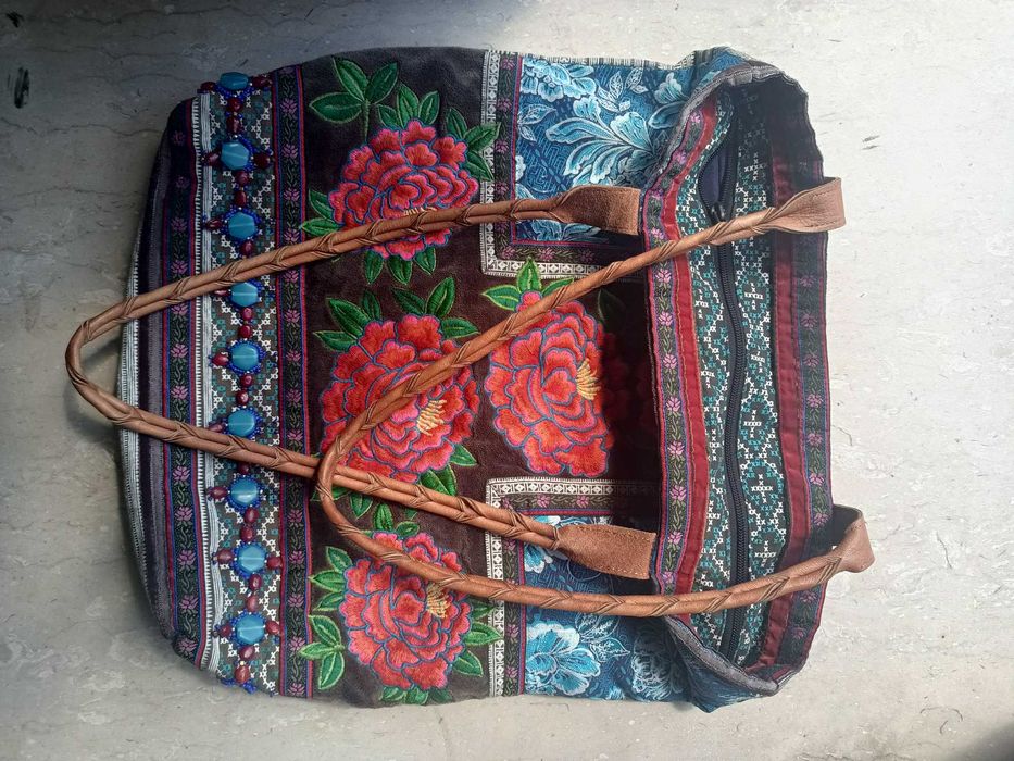 Torba boho róże, haftowana patchwork