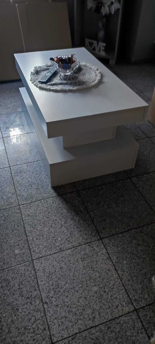 stolik kawowy prawie nowy