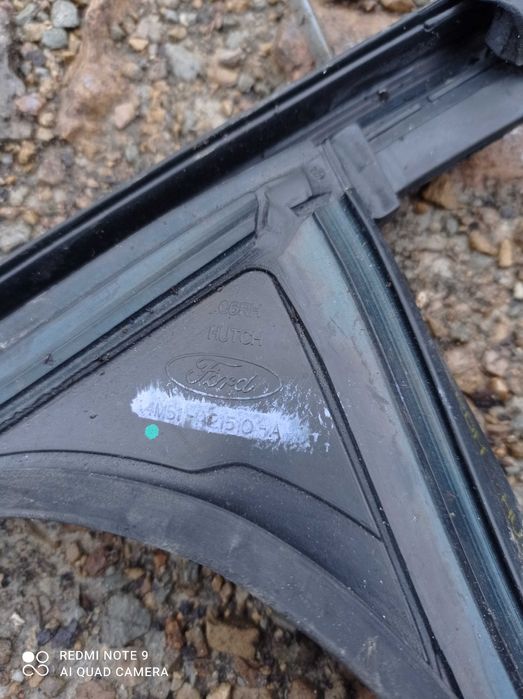Uszczelka szyby drzwi przednich prawych Ford Focus MK2 G4P1