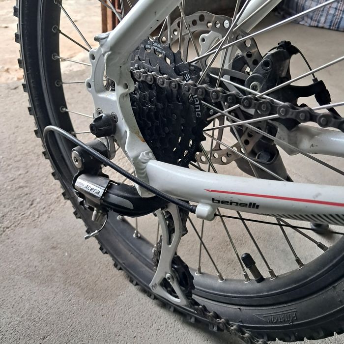 Bicicleta eléctrica Bom estado