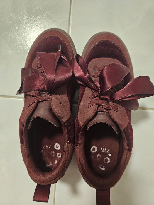 Sapatos de veludo
