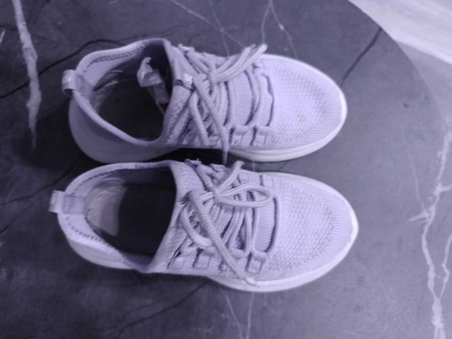 Buty sportowe Sprandi dla dziewczynki, rozmiar 31