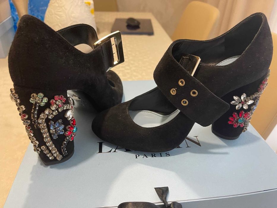 Черевики відомих брендів на підборах