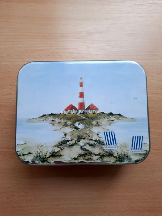 Металева коробка