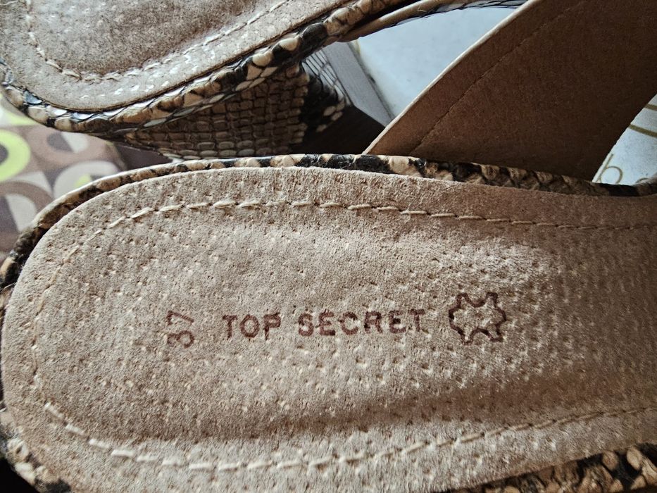 Klapki Top Secret ze skóry