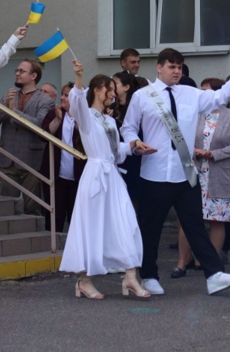 Сукня на останній дзвоник/випускний