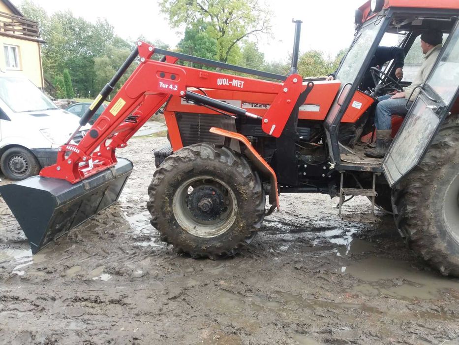 Ładowacz czołowy TUR 4 1500kg udźwigu transport montaż