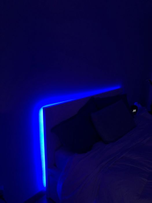 LEDs for lighting, controllable via remote control or Bluetooth64309726977538121