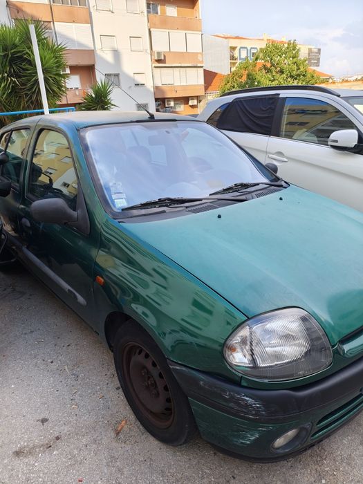 Renault Clio 2000