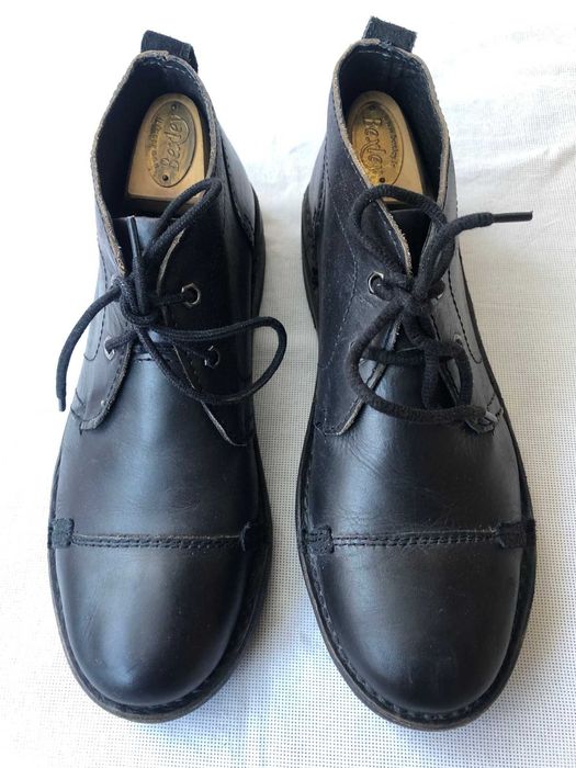 Оригинальные кожаные ботинки levi's