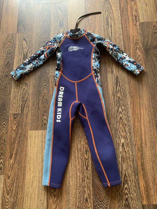 Новий дитячий гідрокостюм Aonyiyi