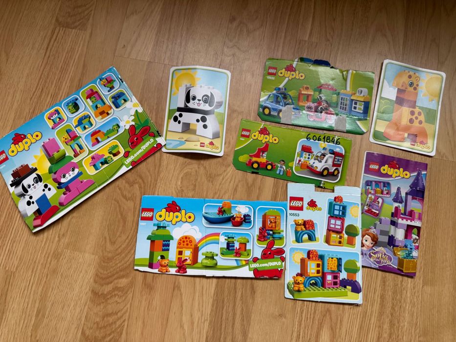 Caixas com Legos Duplo. Inclui comboio e mais sets