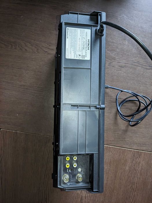 Відеоплеер VHS Hitachi VT-P97R(GK)