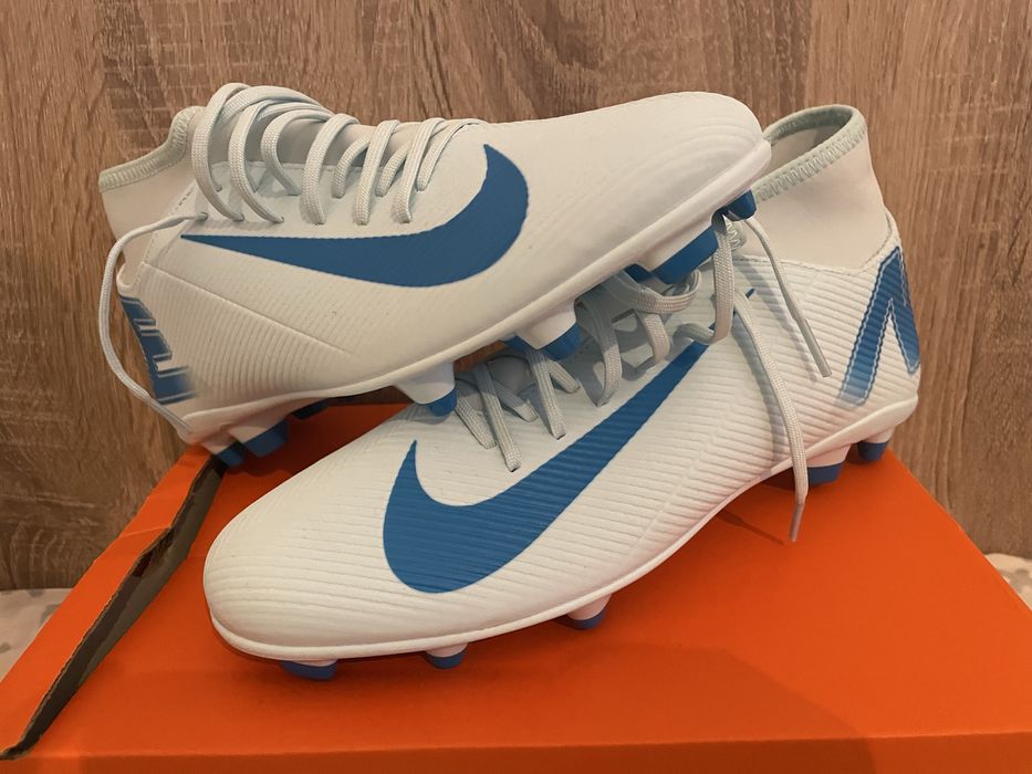 Vendo chuteiras mercurial