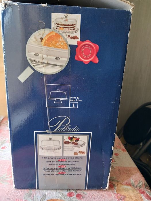 Тортивниця, фруктовниця,продам