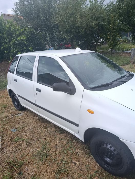 Vendo carro em bom estado530758327106938881