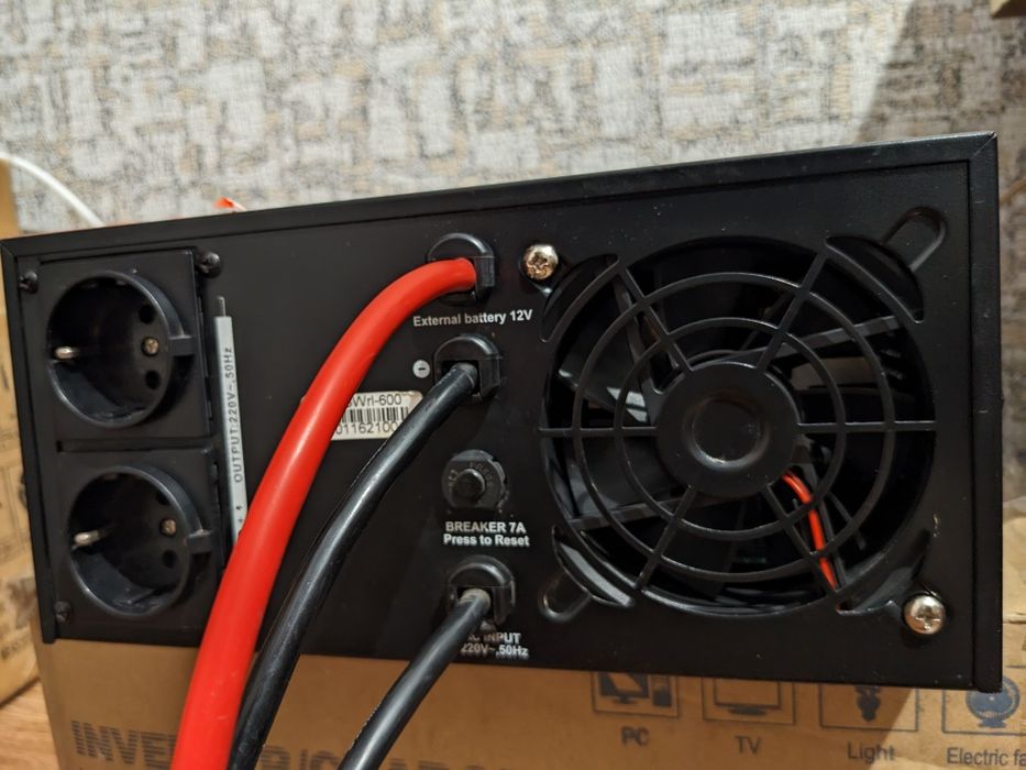 Інвертор / ДБЖ / UPS / безперебійник Ritar RTSWrl-600