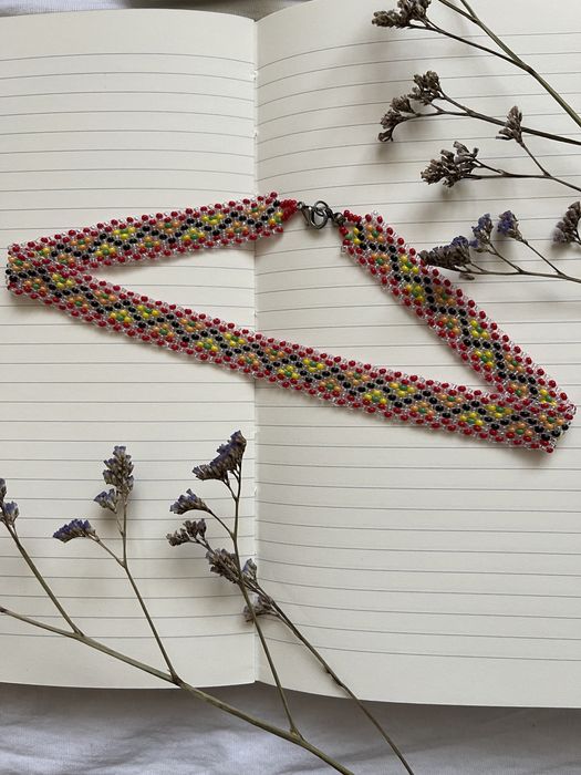 Чокер з бісеру