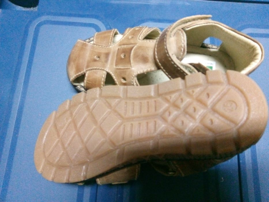 Sandálias em pele - BAIXA DE PREÇO!