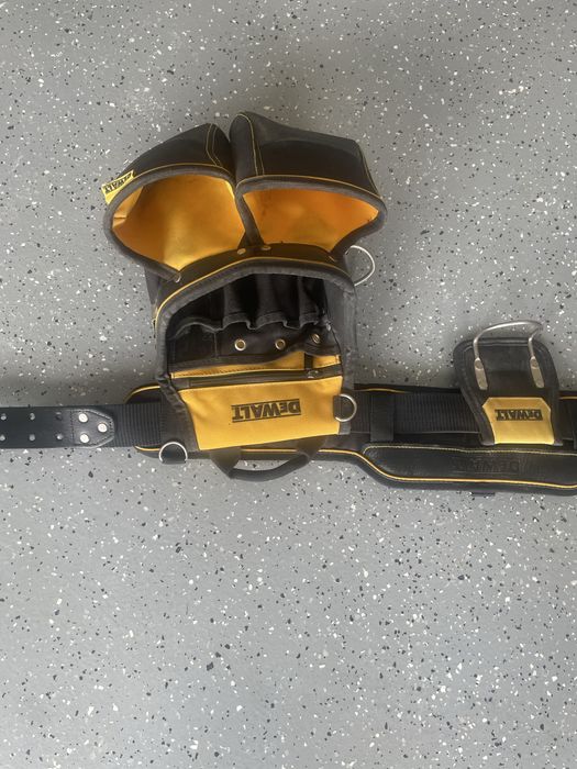 Pas narzędziowy DeWalt monterski sakwa