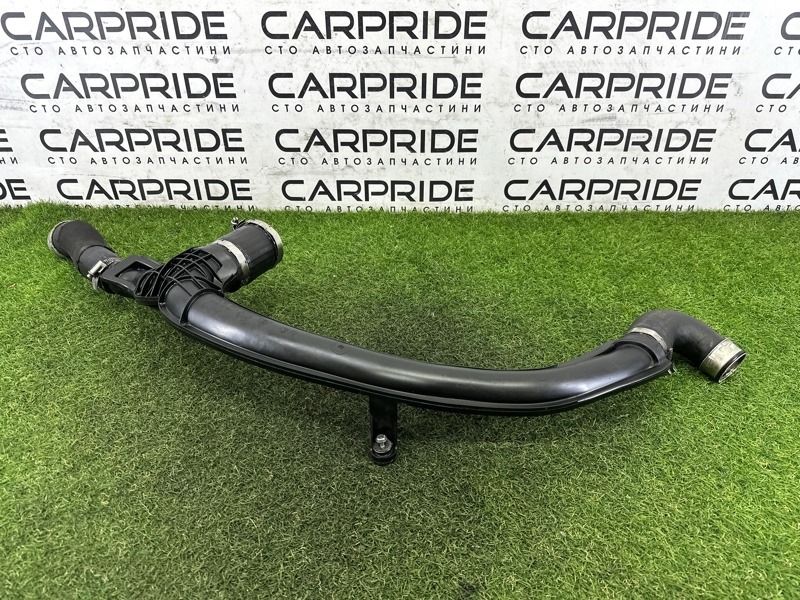 Патрубок интеркулера Volkswagen Touareg NF 3.0 TDI 2012