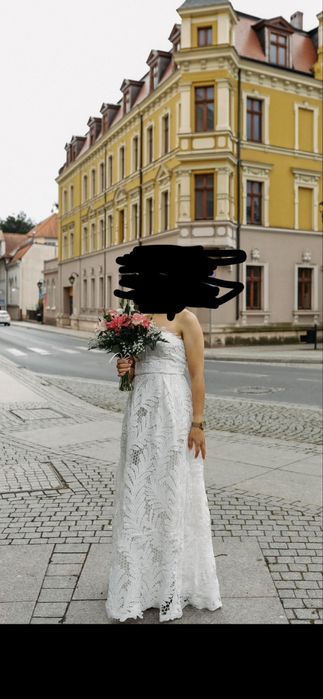 Gorsetowa Suknia ślubna biała dluga