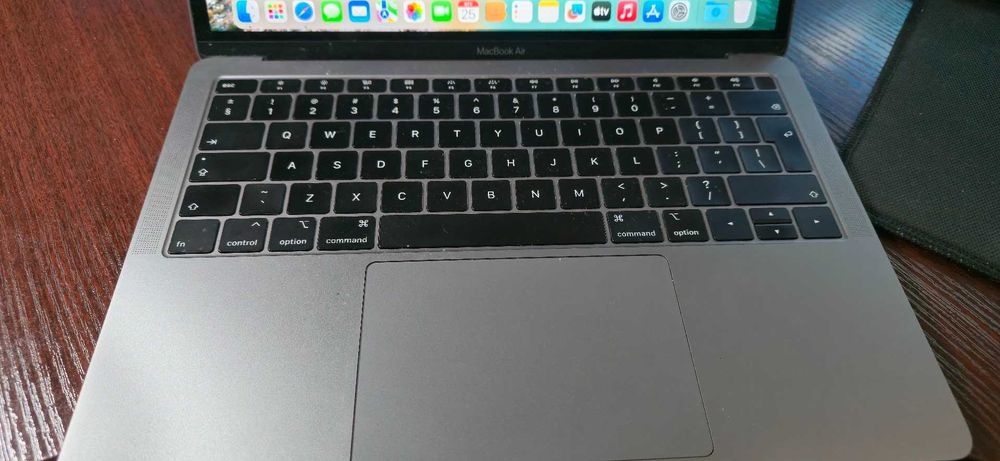 MacBook Air A1932 Retina