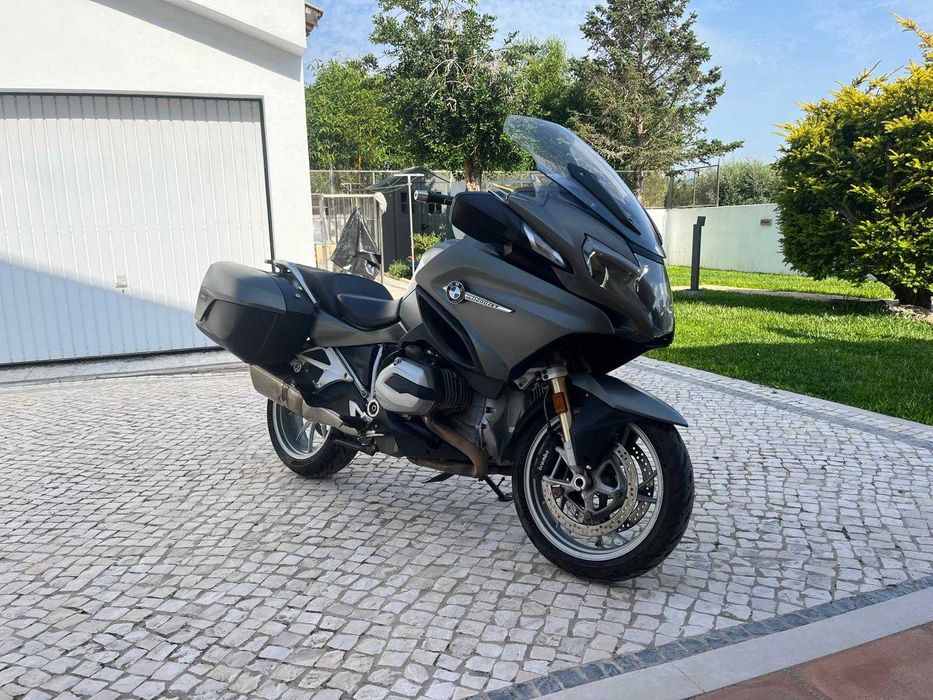 BMW R1200RT 2018 | Conforto e Performance para Grandes Viagens
