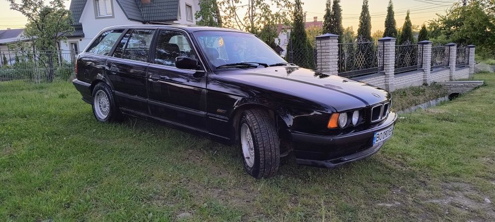 Продам BMW E34 .