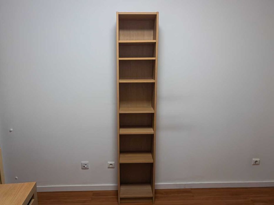 Estante BILLY - IKEA (tom carvalho)
