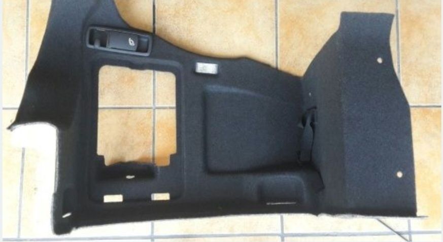 Boczek bagażnika golf6 cabrio