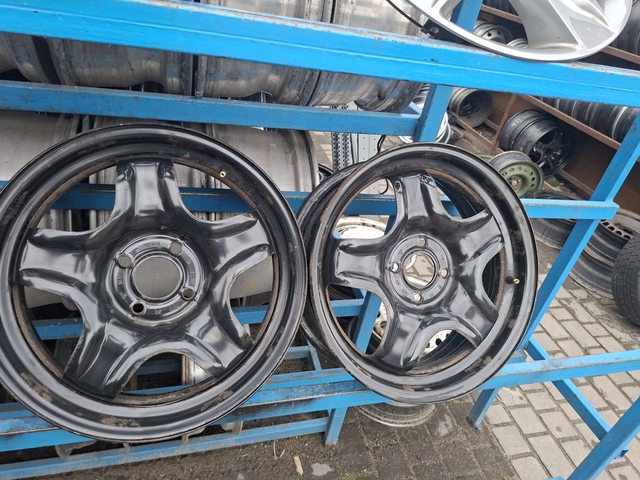 Диски структурні металеві з ковпаками 4/100 R16 6J ET37 Dacia Renault .