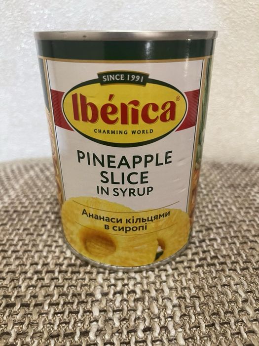 Ананаси персики полуниця консервовані ананасы клубника