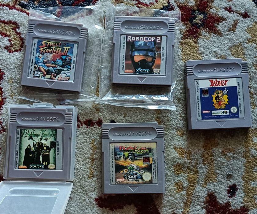 Vários jogos clássicos GAME BOY originais