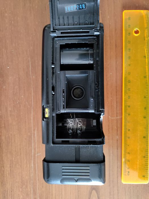 Máquina Fotográfica Toma F3.5 - Analógica