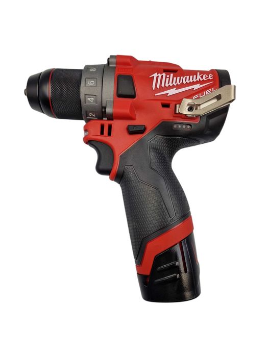 Kompaktowa wiertarko-wkrętarka Milwaukee M12 FDD + akumulator