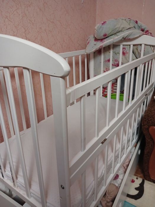 Дитяча кроватка до 3 х років