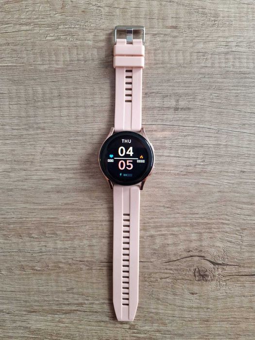Smartwatch różowy nowy