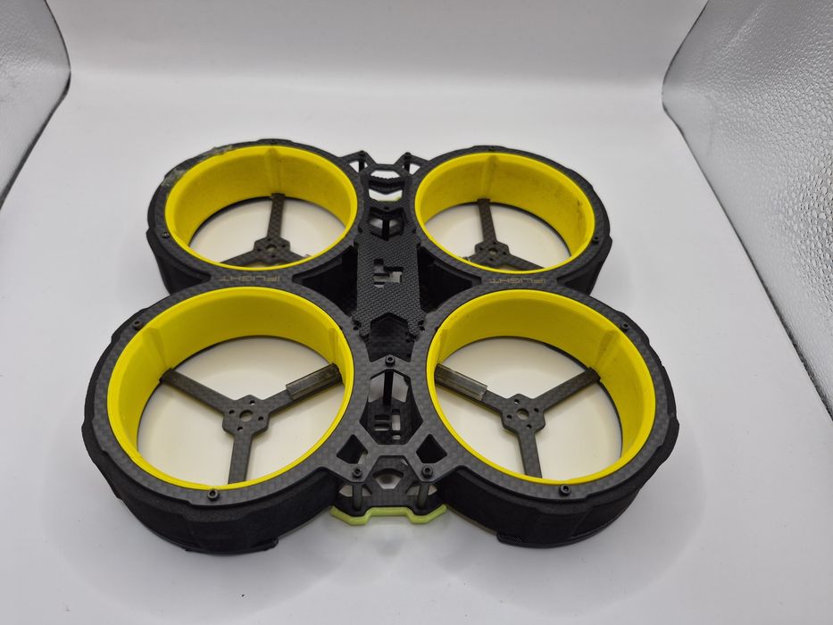 Rama do drona fpv Iflight Bumblebee 142mm x 2szt
