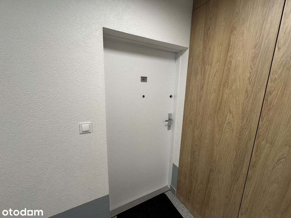 Komfortowe mieszkanie 2 pokoje z balkonem i windą