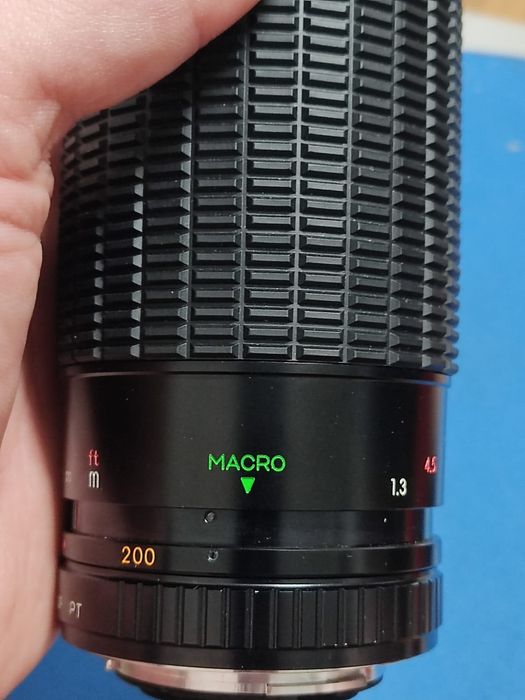 Обьектив beroflex МС 80-200mm 1:3,9 байонет PB