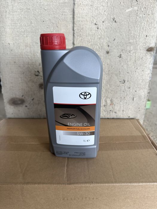 Оригінальне Масло Toyota premium