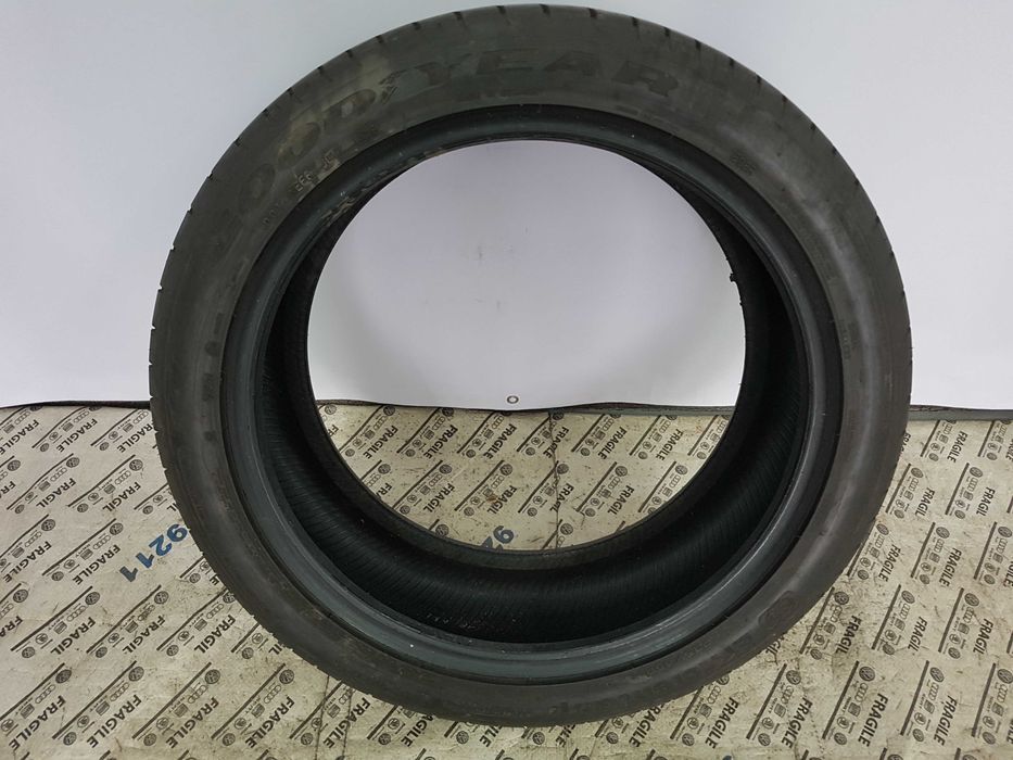Opona Letnia Goodyear Efficent Grip 235/45R19  235/45/19