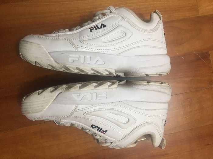 Vendo sapatilhas FILA tamanho 37,5