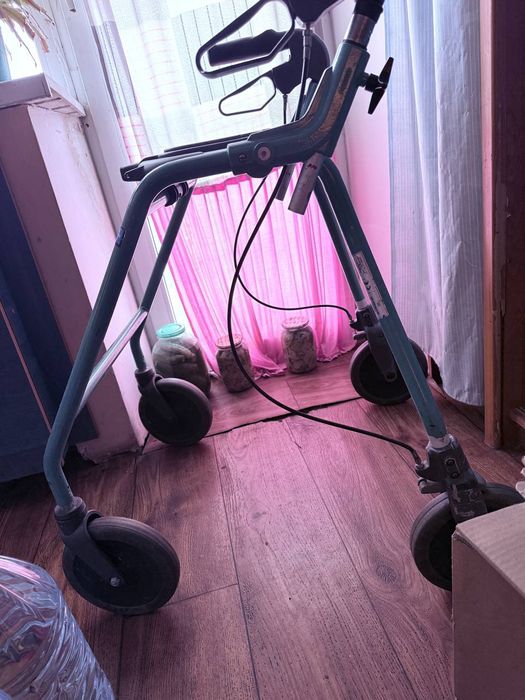 Ходунки для взрослых