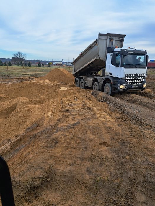 Piasek pospółka z dostawą na budowę