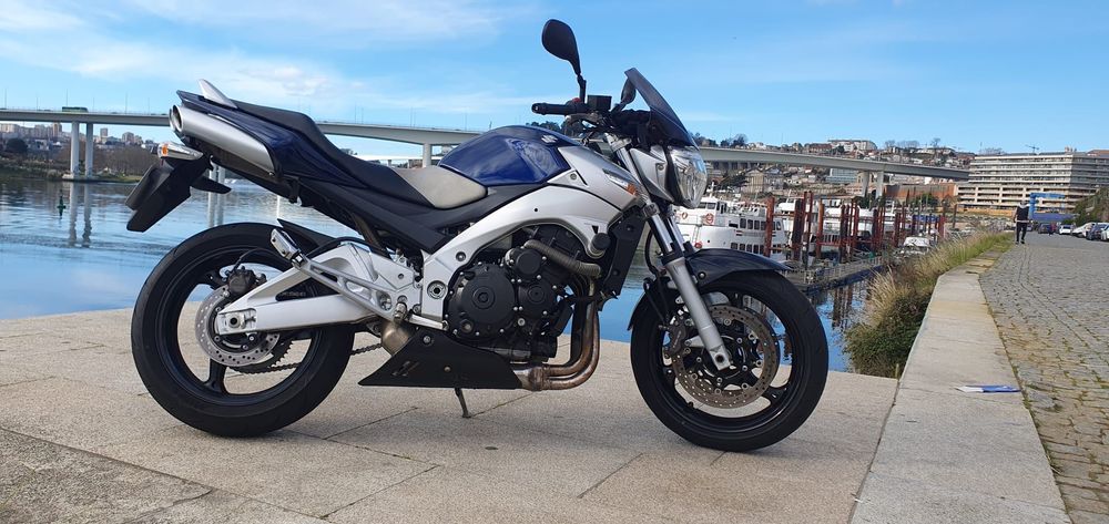 Suzuki. Gsr. 600 98cv
