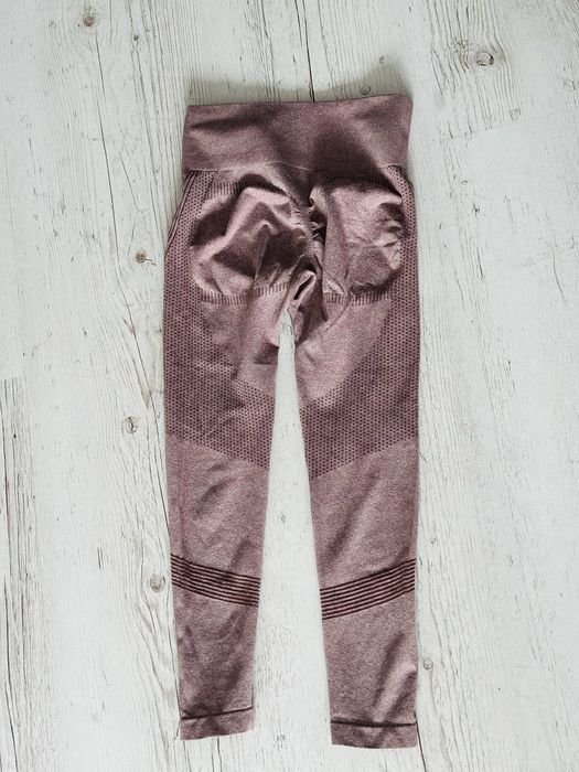 Leginsy w stylu push up