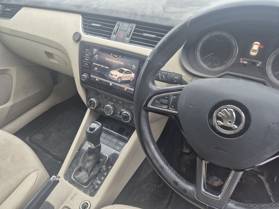 Skoda octavia 3 fl 1,4 tsi czda dsg anglik