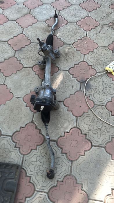 Продам рулевую рейку Toyota Camry70,RAV4,lexus es  2.5 бензин